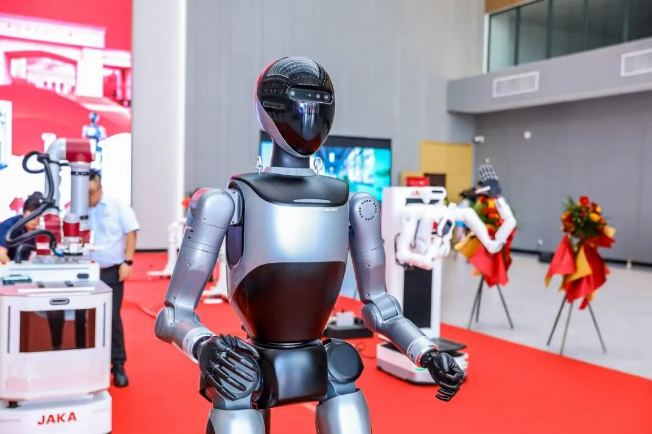 星空体育科技积极参与中侨节卡机器人产教融合项目！